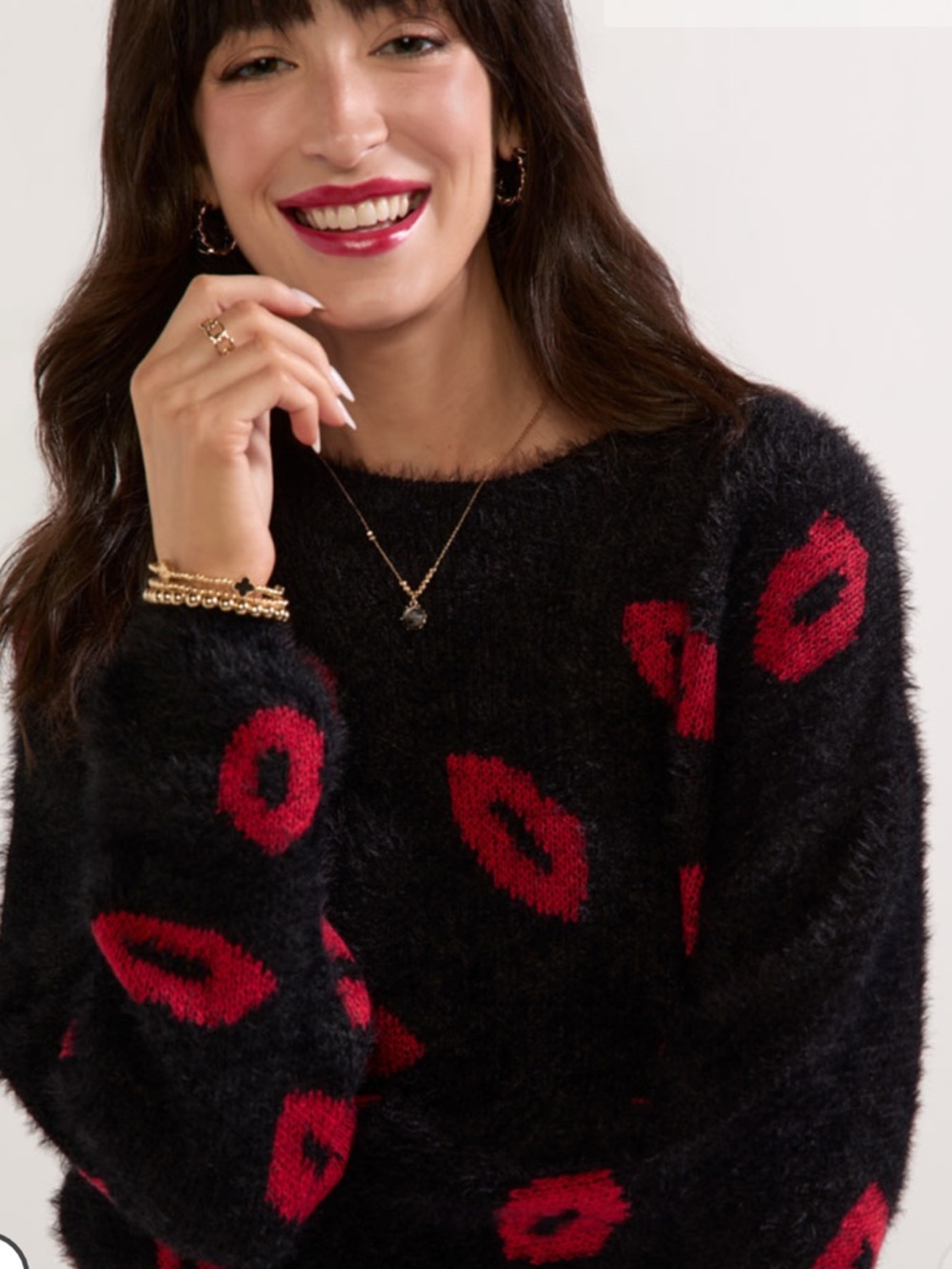NWT Francesca’s Fuzzy Lip Sweater 💋